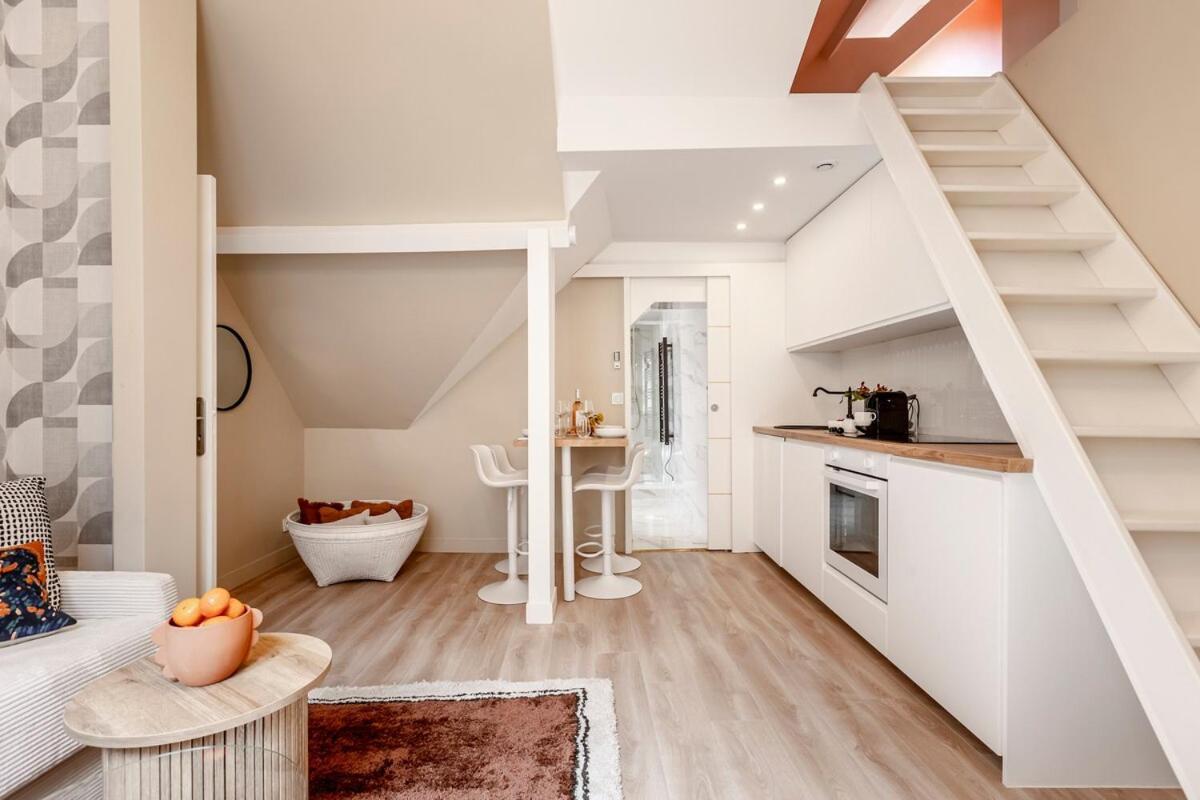 A41#republique # Marais # 1bedroom # Paris03 # Ac *